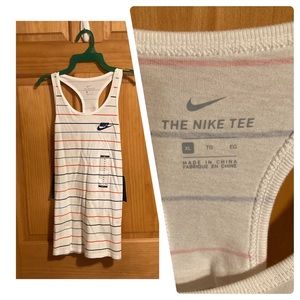 NWT Nike Girls Tanktop